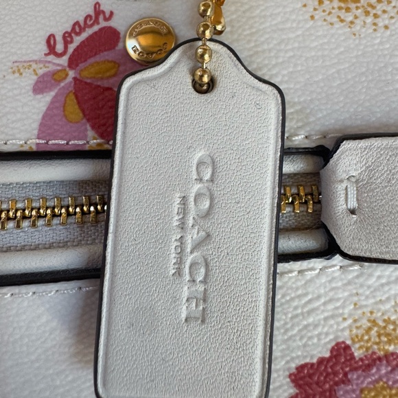 Coach Rowan Satchel with a pop floral print - Picture 5 of 10